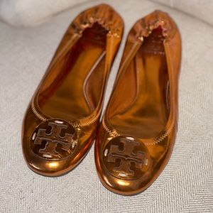 Tory Burch Reva Metallic Flat